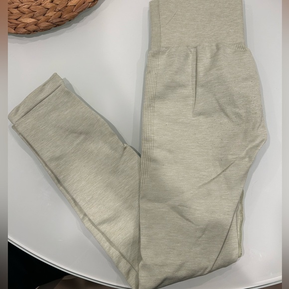 Oner Active Leggings - Picture 2 of 3